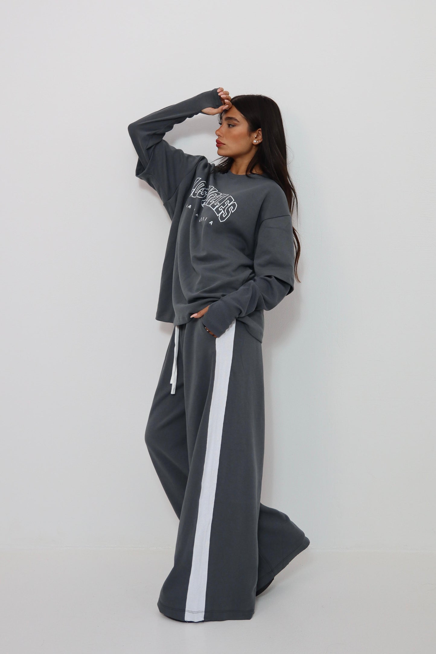 חליפת אוברסייז לוס אנג'לס