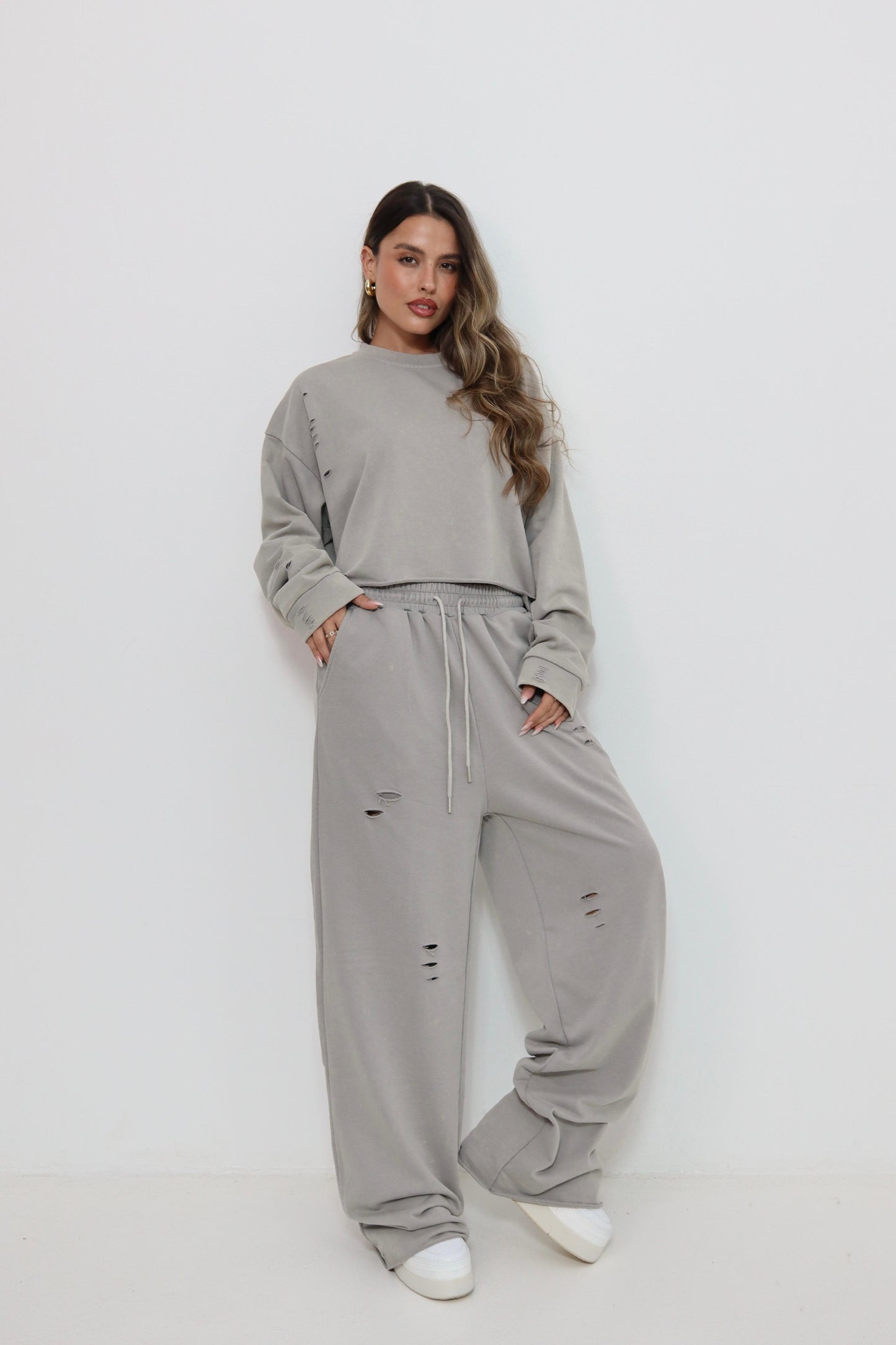 חליפת וואש קרעים