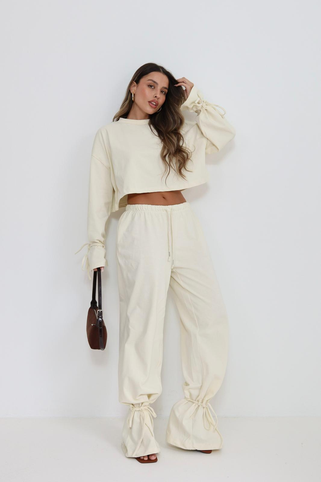 חליפת קשירות