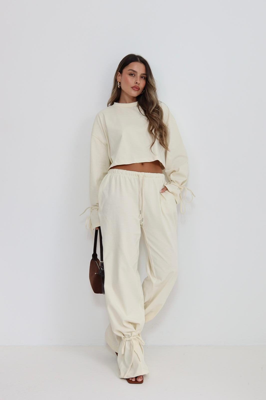 חליפת קשירות