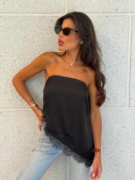 סטרפלס סאטן תחרה