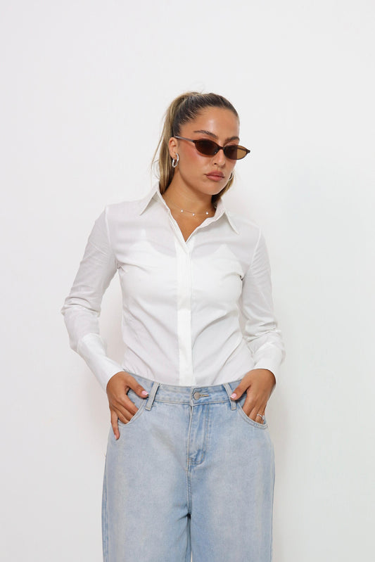 מכופתרת בגד גוף