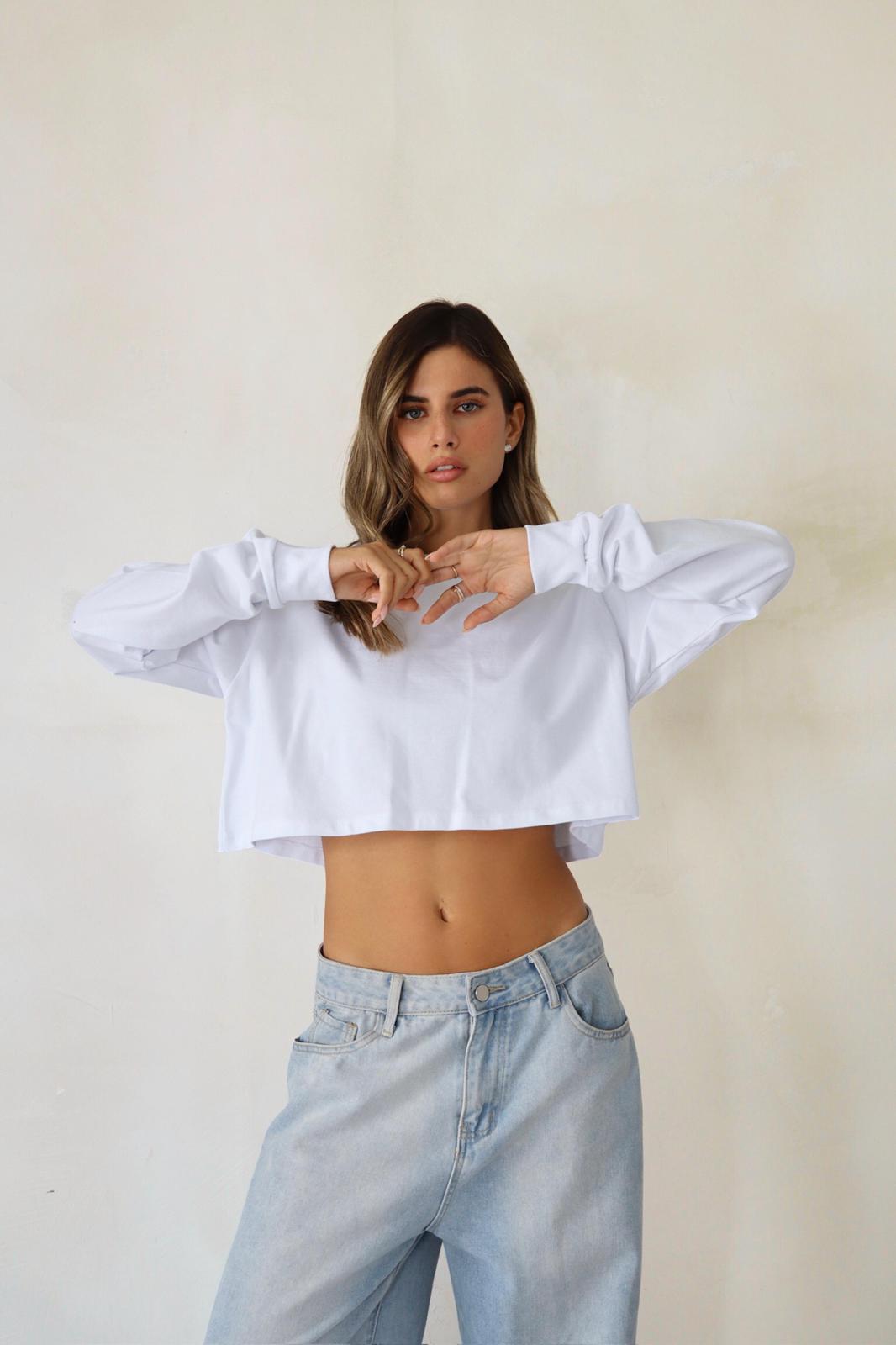 חולצת קרופ מנג'ט