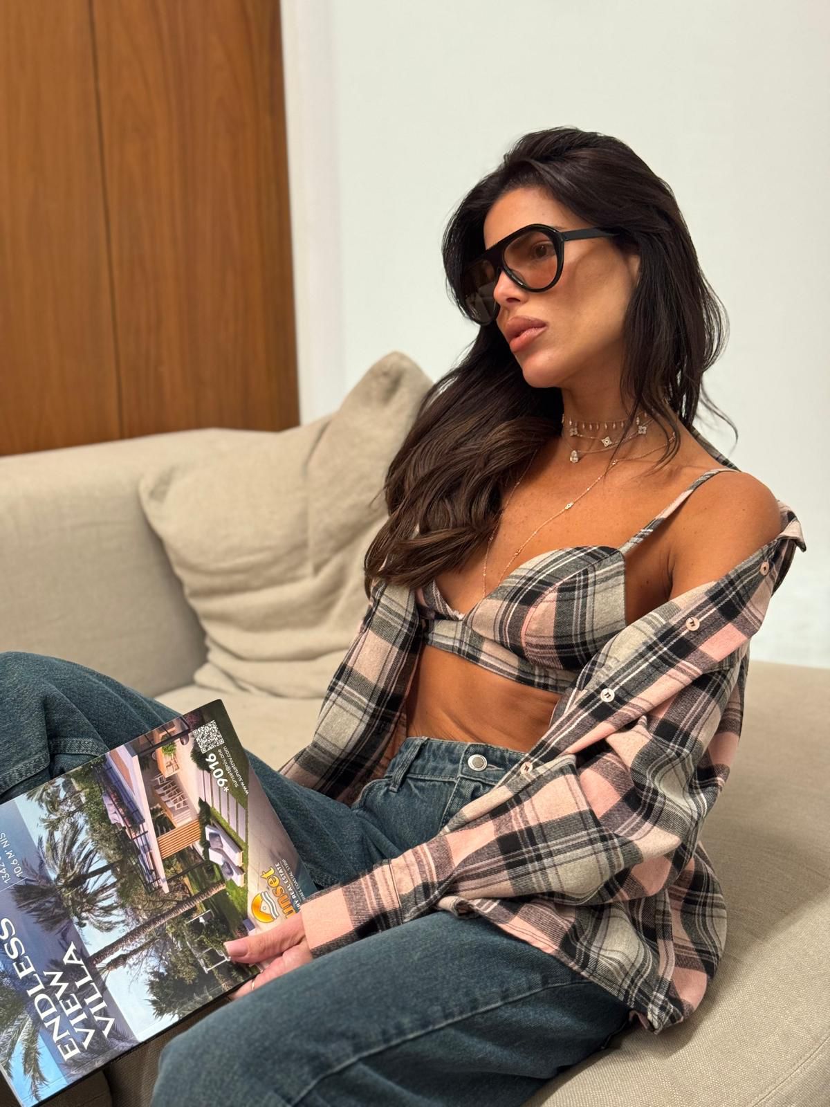 חולצת משבצות +טופ