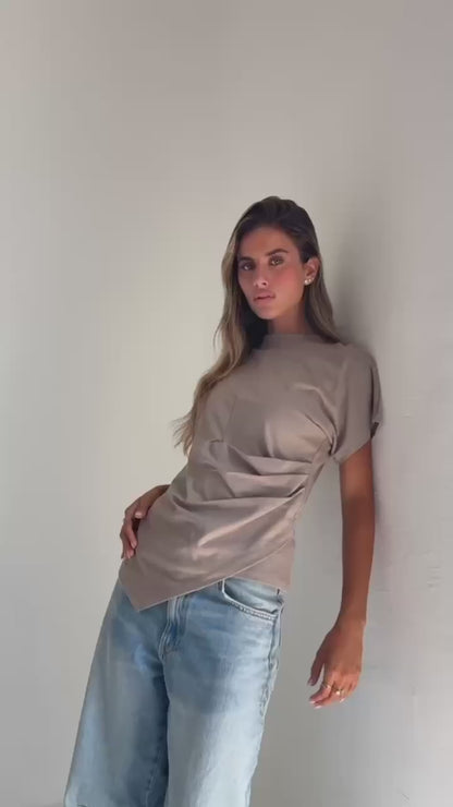חולצת כיווצים